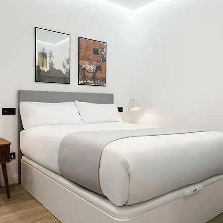 Limehome Madrid Calle De Matilde Diez Exterior photo