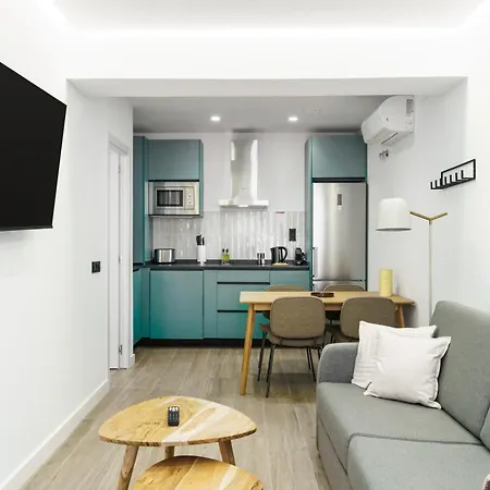 Limehome Madrid Calle De Matilde Diez Exterior photo