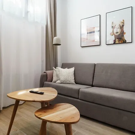 Limehome Madrid Calle De Matilde Diez Room photo