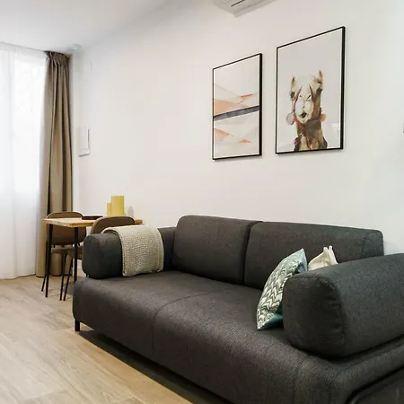 Limehome Madrid Calle De Matilde Diez Exterior photo