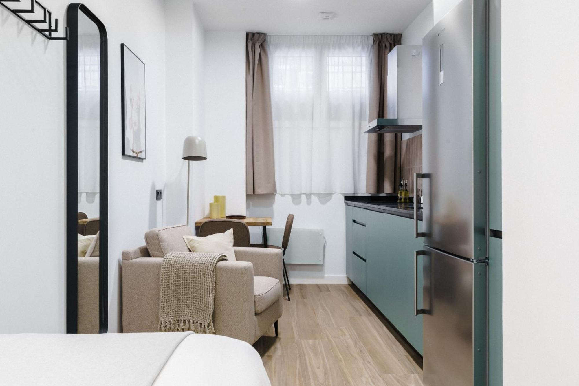 Apartament Limehome Calle De Matilde Diez Madryt